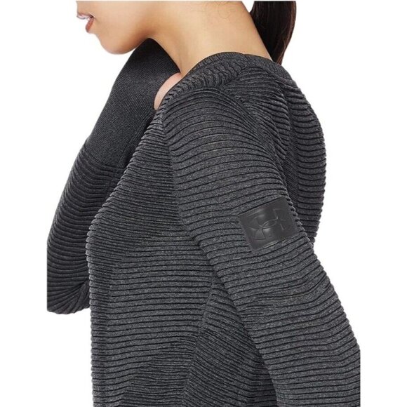 Under Armour Gray IntelliKnit Phantom 2.0 Crewneck Base Top Womens Sz Small - Picture 10 of 10